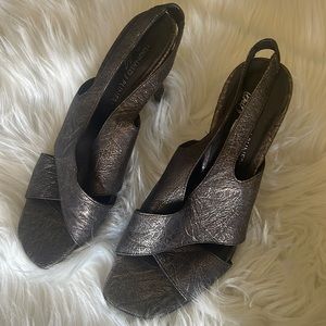 Donald pliner, size 9 sandals, worn maybe twice